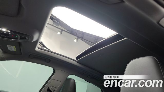 Audi Q5 2025 — photo 24