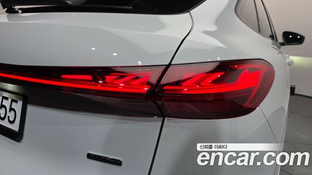 Audi Q5 2025 — photo 9