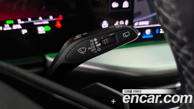 Audi Q5 2025 — photo 38