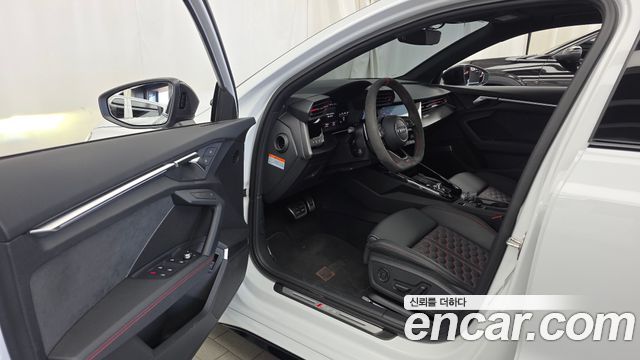 Audi RS3 2023 — photo 13