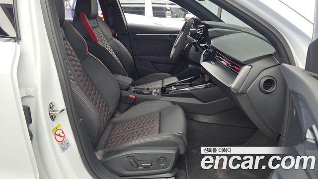 Audi RS3 2023 — photo 17