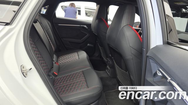Audi RS3 2023 — photo 18