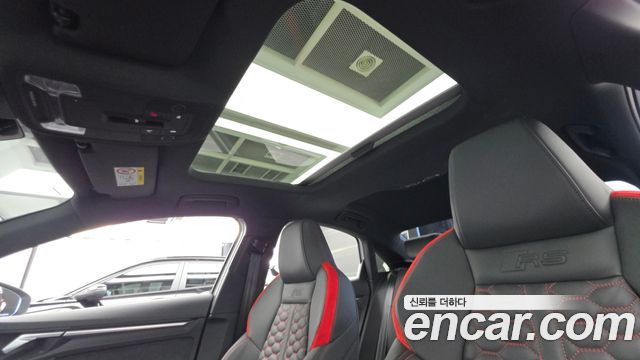 Audi RS3 2023 — photo 25