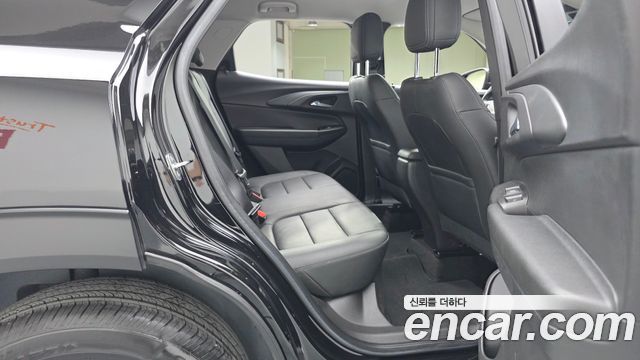 Chevrolet Korea Trailblazer 2022 — photo 11