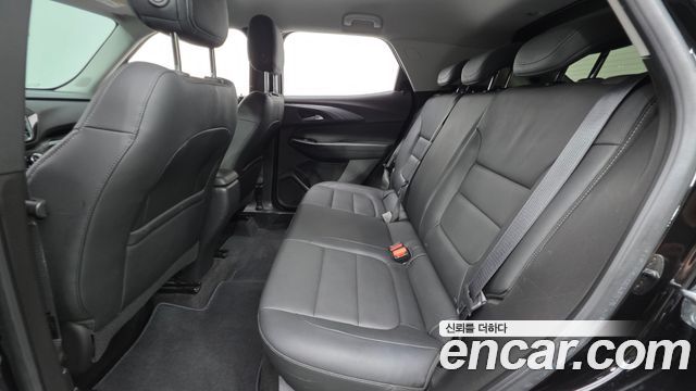 Chevrolet Korea Trailblazer 2022 — photo 12