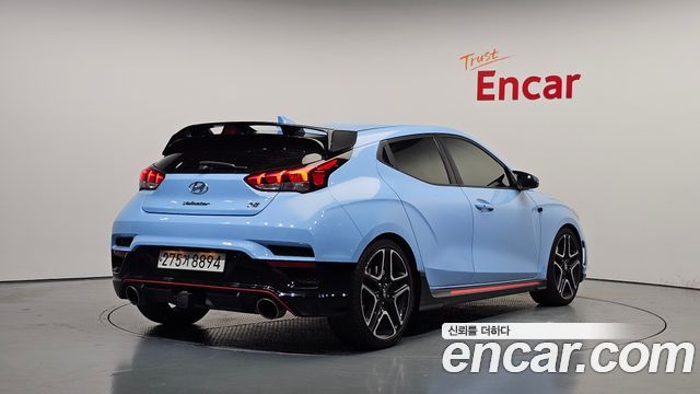 Hyundai Veloster 2021 — photo 2