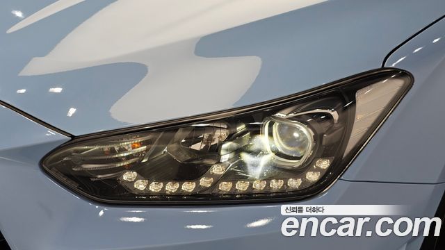 Hyundai Veloster 2021 — photo 8