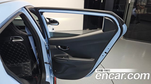 Hyundai Veloster 2021 — photo 15