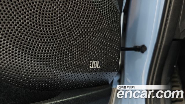 Hyundai Veloster 2021 — photo 34