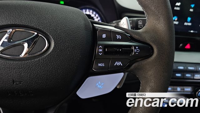 Hyundai Veloster 2021 — photo 36