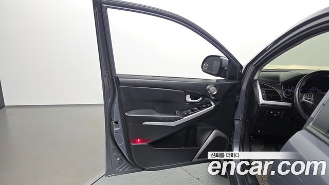 KG Mobility KORANDO 2016 — photo 14