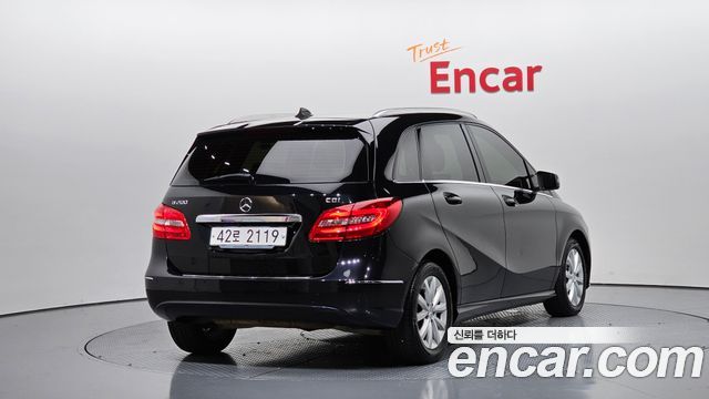 Mercedes-Benz B-Class 2014 — photo 2