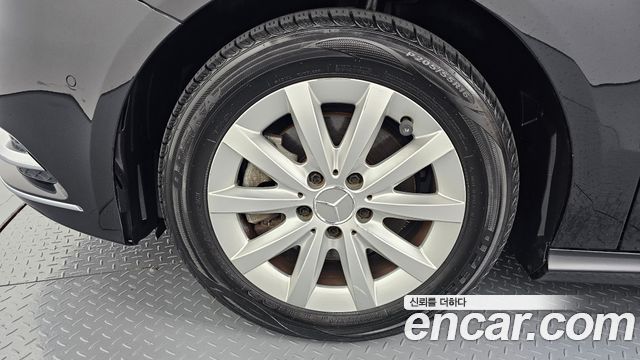 Mercedes-Benz B-Class 2014 — photo 5