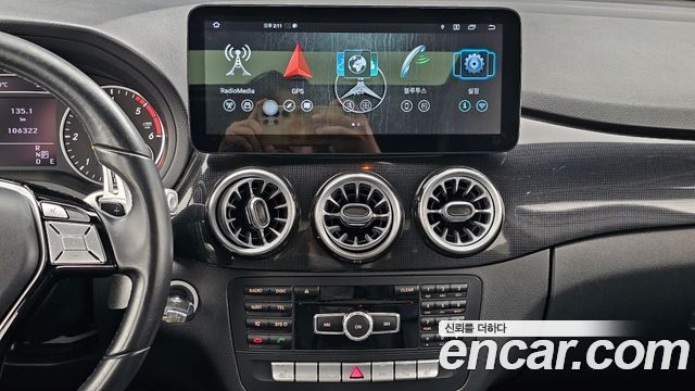 Mercedes-Benz B-Class 2014 — photo 14