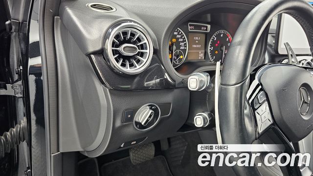 Mercedes-Benz B-Class 2014 — photo 18