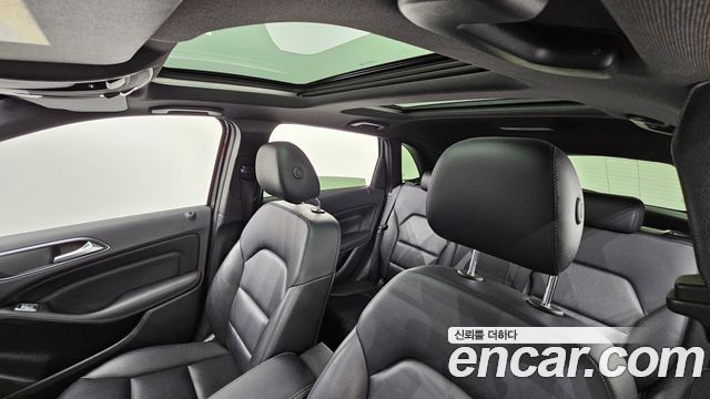 Mercedes-Benz B-Class 2014 — photo 19