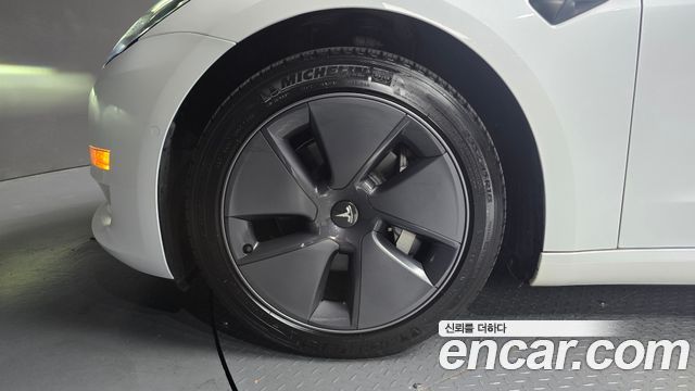 Tesla Model 3 2022 — photo 5