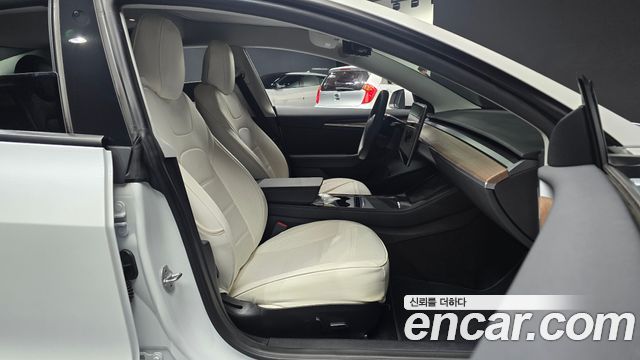 Tesla Model 3 2022 — photo 16