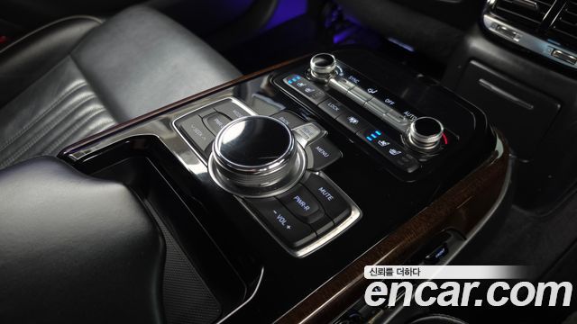 Genesis EQ900 2016 — photo 19