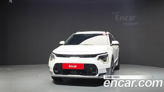Kia Niro 2024 — photo 3