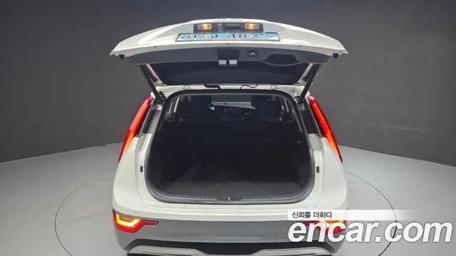 Kia Niro 2024 — photo 23