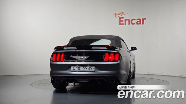 Ford Mustang 2015 — photo 4