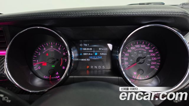 Ford Mustang 2015 — photo 11