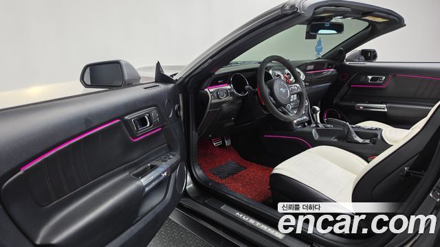 Ford Mustang 2015 — photo 13