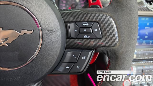 Ford Mustang 2015 — photo 23