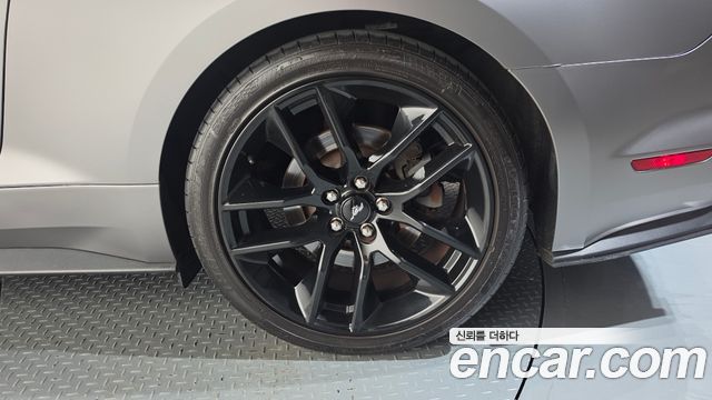 Ford Mustang 2015 — photo 7