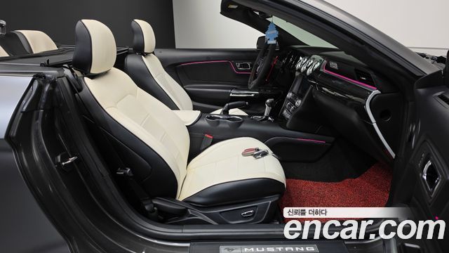 Ford Mustang 2015 — photo 16