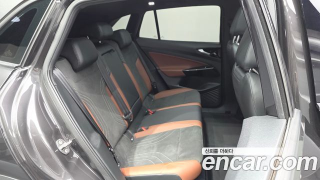 Volkswagen ID.4 2022 — photo 17