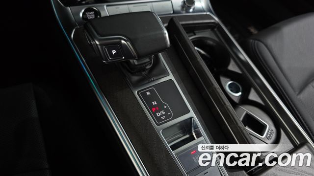 Audi A6 2023 — photo 12
