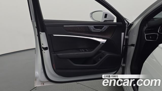 Audi A6 2023 — photo 14