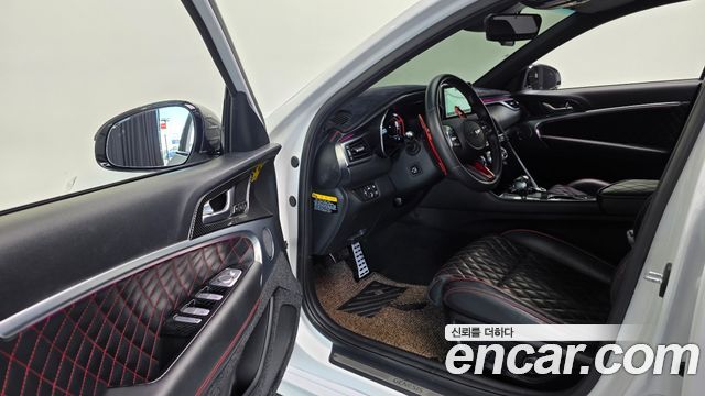 Genesis G70 2019 — photo 13