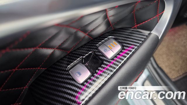 Genesis G70 2019 — photo 18