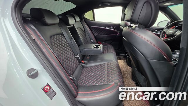 Genesis G70 2019 — photo 19