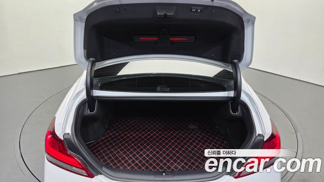 Genesis G70 2019 — photo 20