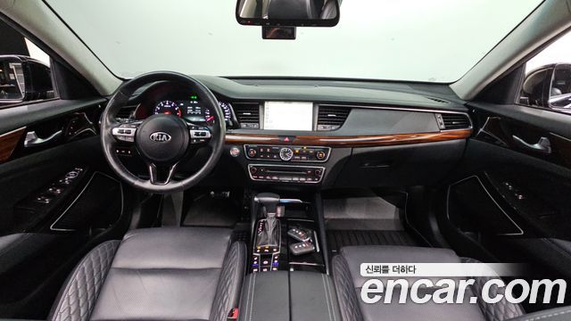 Kia K7 2016 — photo 10