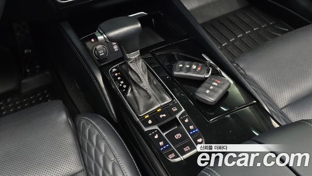 Kia K7 2016 — photo 12