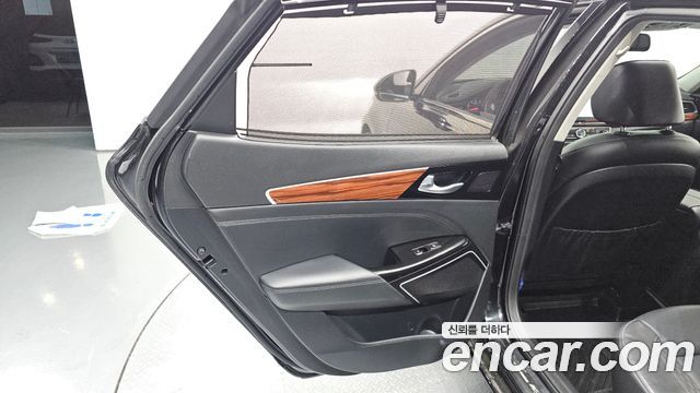 Kia K7 2016 — photo 15