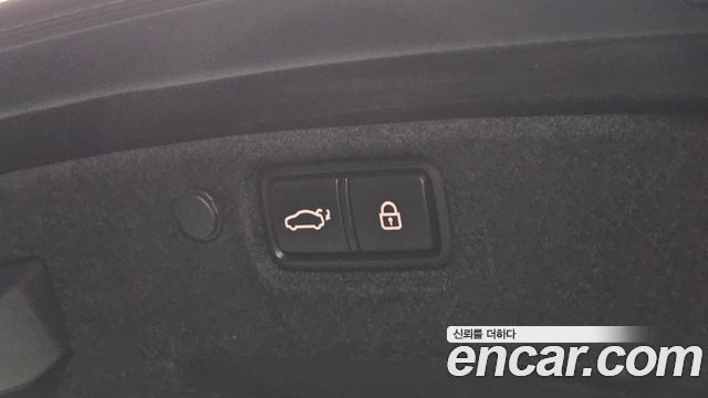 Kia K7 2016 — photo 28