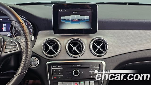 Mercedes-Benz CLA-Class 2018 — photo 25