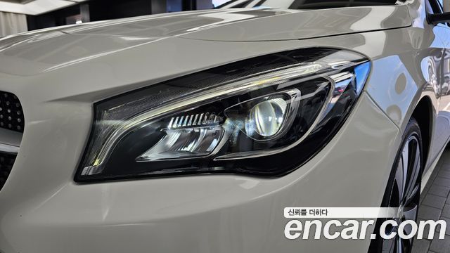 Mercedes-Benz CLA-Class 2018 — photo 8