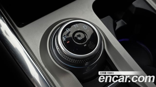 Ford Explorer 2021 — photo 9