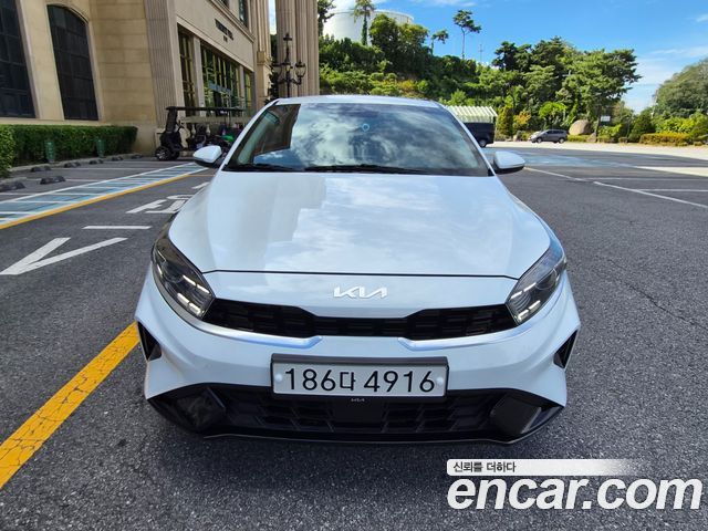 Kia K3 2022 — photo 1