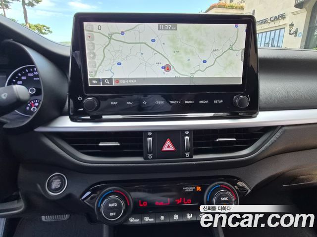 Kia K3 2022 — photo 13
