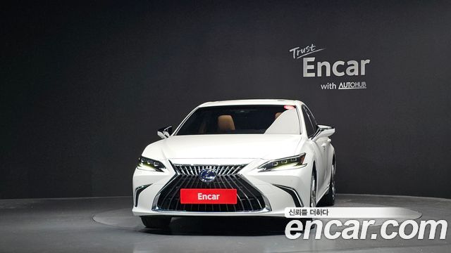 Lexus ES 2022 — photo 3