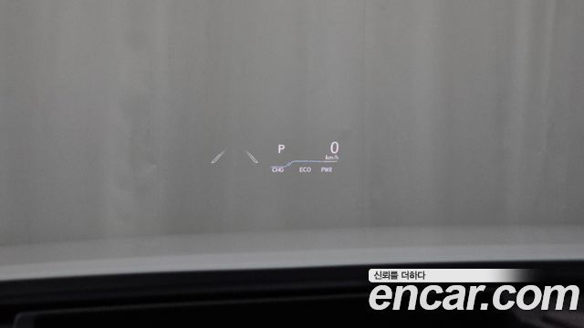 Lexus ES 2022 — photo 28