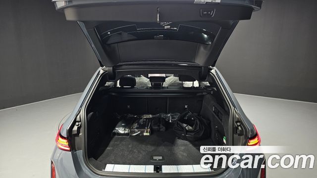 BMW M5 2026 — photo 36